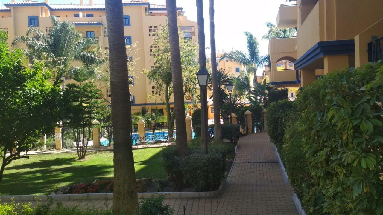 Apartamento San Pedro Playa มาร์เบยา ภายนอก รูปภาพ